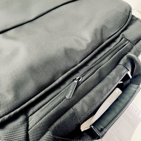 Dell New Pro Briefcase 15" Soft Carrying Case Laptop Notebook Genuine Tablet Bag - Picture 11 of 16